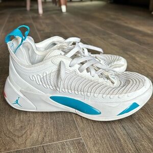 Boys Nike Basketball shoes—Luka Doncic